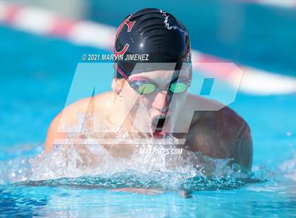 Thumbnail 2 in Oaks Christian vs Calabasas photogallery.