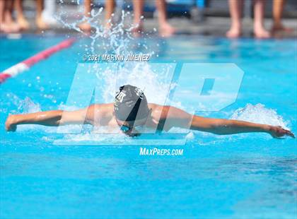 Thumbnail 2 in Oaks Christian vs Calabasas photogallery.