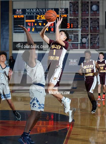 Thumbnail 2 in Valley Christian @ Maranatha photogallery.