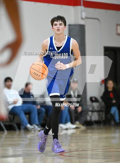 Thumbnail 3 in El Dorado vs. Sacramento Adventist (Sac Adventist Holiday Invitational) photogallery.