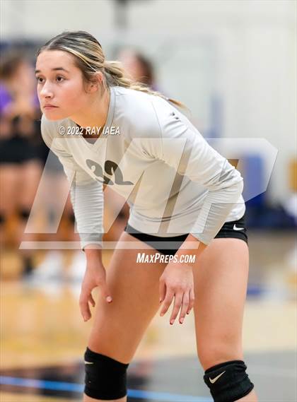 Thumbnail 2 in Bret Harte vs. Ripon Christian (CIF SJS D5 Final) photogallery.