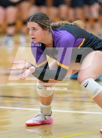 Thumbnail 1 in Bret Harte vs. Ripon Christian (CIF SJS D5 Final) photogallery.
