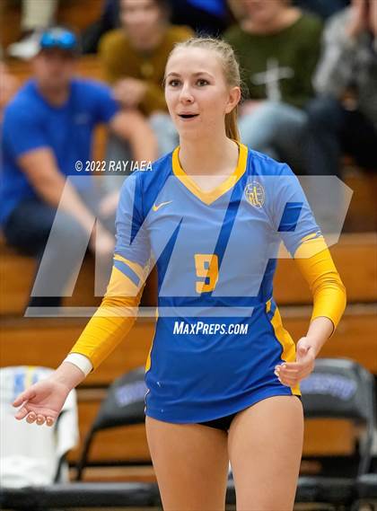 Thumbnail 2 in Bret Harte vs. Ripon Christian (CIF SJS D5 Final) photogallery.