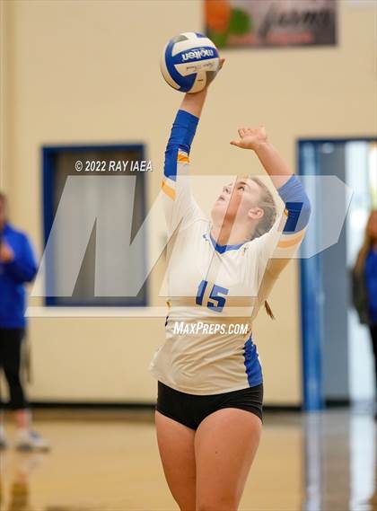 Thumbnail 3 in Bret Harte vs. Ripon Christian (CIF SJS D5 Final) photogallery.