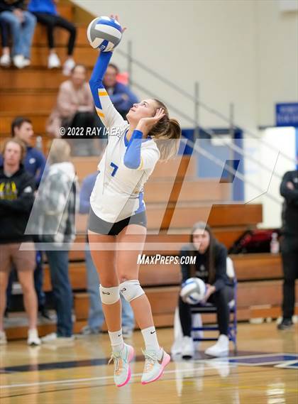 Thumbnail 1 in Bret Harte vs. Ripon Christian (CIF SJS D5 Final) photogallery.