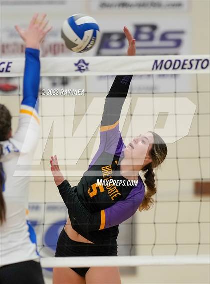 Thumbnail 2 in Bret Harte vs. Ripon Christian (CIF SJS D5 Final) photogallery.
