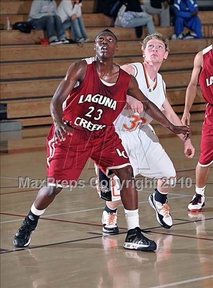 Thumbnail 3 in Laguna Creek vs. Vacaville (Whitney Winter Classic) photogallery.