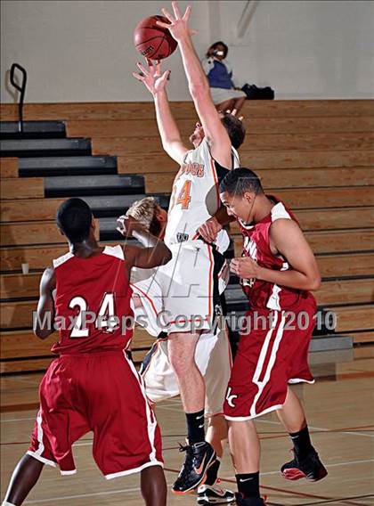 Thumbnail 2 in Laguna Creek vs. Vacaville (Whitney Winter Classic) photogallery.