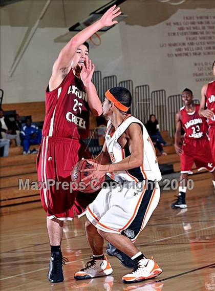 Thumbnail 1 in Laguna Creek vs. Vacaville (Whitney Winter Classic) photogallery.