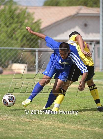 Thumbnail 2 in Del Sol vs Basic photogallery.