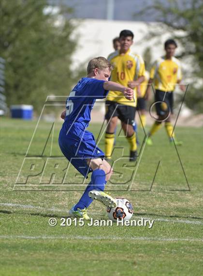 Thumbnail 2 in Del Sol vs Basic photogallery.