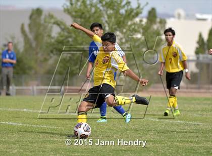 Thumbnail 3 in Del Sol vs Basic photogallery.