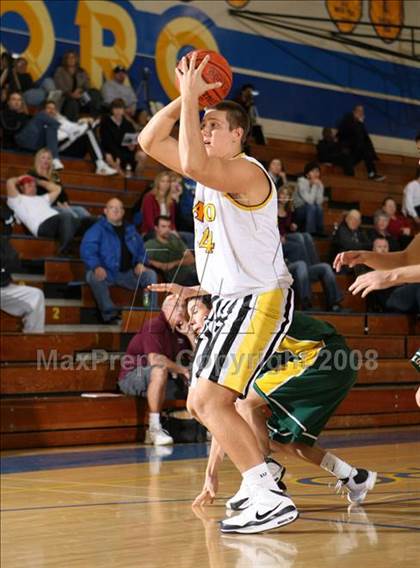 Thumbnail 2 in Brea Olinda vs. Capistrano Valley (O.C. North-South Challenge) photogallery.