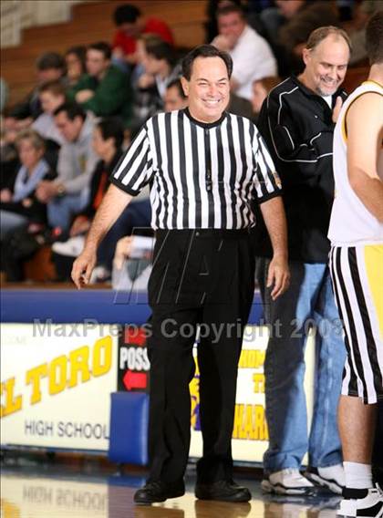 Thumbnail 2 in Brea Olinda vs. Capistrano Valley (O.C. North-South Challenge) photogallery.