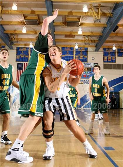 Thumbnail 2 in Brea Olinda vs. Capistrano Valley (O.C. North-South Challenge) photogallery.