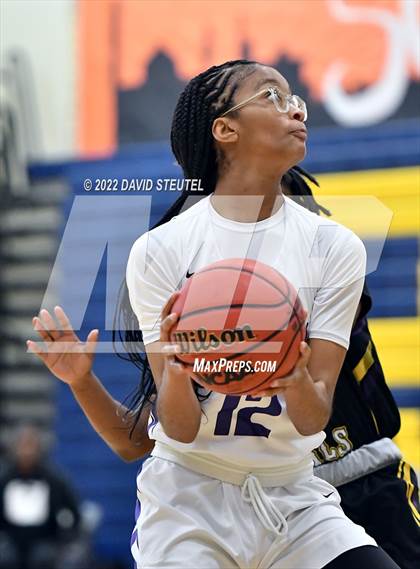 Thumbnail 2 in Armijo vs. Sacramento (Rumble on the River) photogallery.