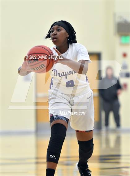 Thumbnail 1 in Armijo vs. Sacramento (Rumble on the River) photogallery.