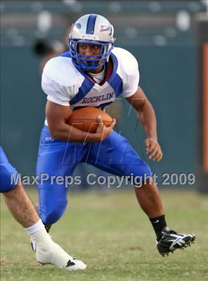 Thumbnail 3 in Rocklin vs. Servite (CIF State D2 Final) photogallery.