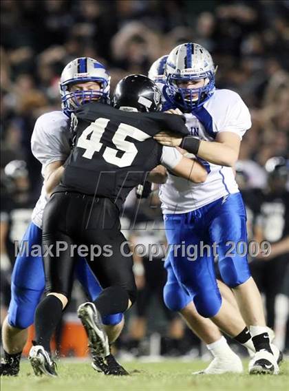 Thumbnail 3 in Rocklin vs. Servite (CIF State D2 Final) photogallery.