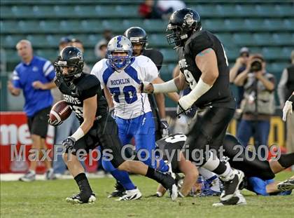 Thumbnail 1 in Rocklin vs. Servite (CIF State D2 Final) photogallery.