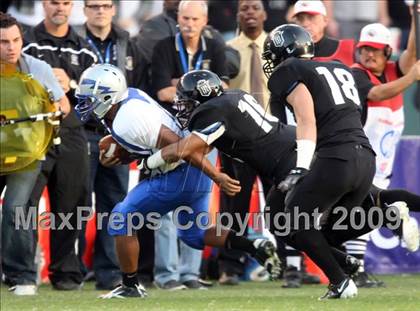 Thumbnail 2 in Rocklin vs. Servite (CIF State D2 Final) photogallery.