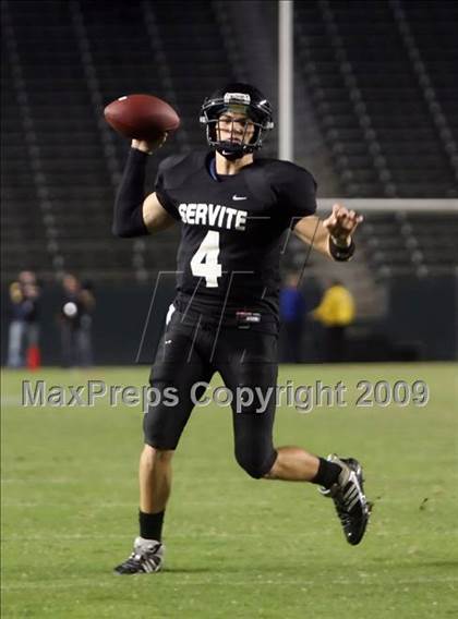 Thumbnail 1 in Rocklin vs. Servite (CIF State D2 Final) photogallery.