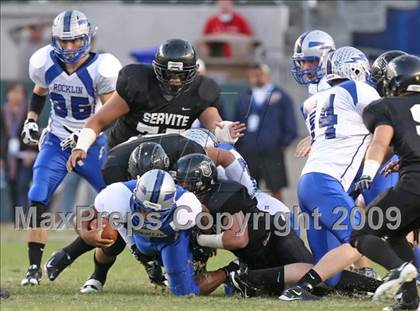 Thumbnail 3 in Rocklin vs. Servite (CIF State D2 Final) photogallery.