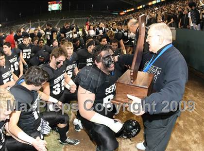 Thumbnail 3 in Rocklin vs. Servite (CIF State D2 Final) photogallery.