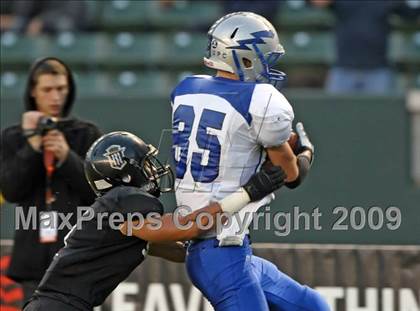 Thumbnail 3 in Rocklin vs. Servite (CIF State D2 Final) photogallery.