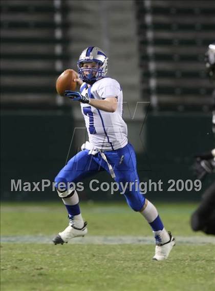 Thumbnail 2 in Rocklin vs. Servite (CIF State D2 Final) photogallery.