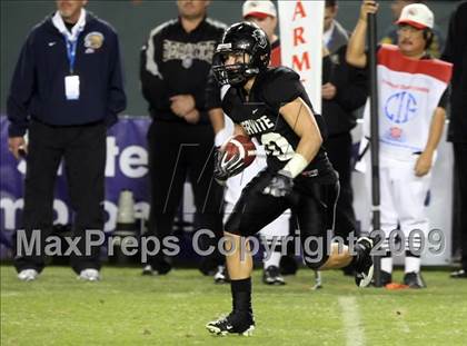 Thumbnail 1 in Rocklin vs. Servite (CIF State D2 Final) photogallery.