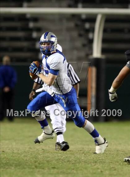 Thumbnail 2 in Rocklin vs. Servite (CIF State D2 Final) photogallery.