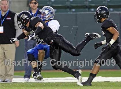 Thumbnail 3 in Rocklin vs. Servite (CIF State D2 Final) photogallery.