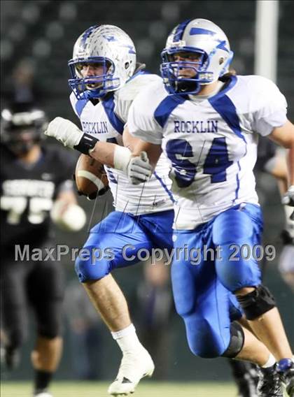 Thumbnail 1 in Rocklin vs. Servite (CIF State D2 Final) photogallery.