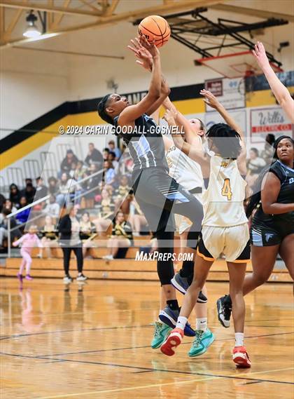 Thumbnail 2 in Bertie @ Pamlico County (NCHSAA 1A Round 1) photogallery.