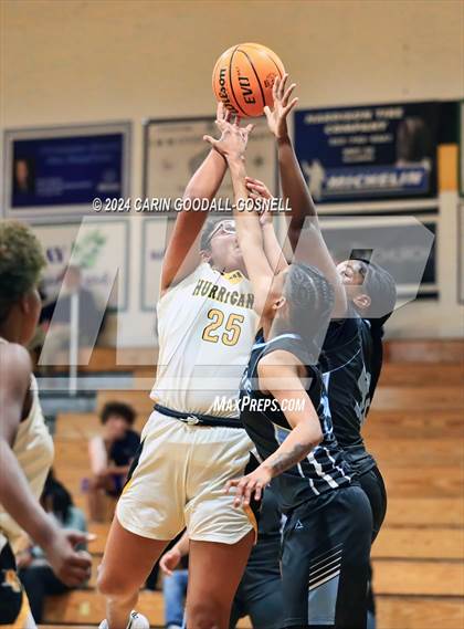Thumbnail 1 in Bertie @ Pamlico County (NCHSAA 1A Round 1) photogallery.