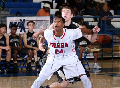 Thumbnail 3 in Serra vs. Palos Verdes Peninsula (Cavalier Classic) photogallery.