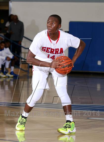 Thumbnail 2 in Serra vs. Palos Verdes Peninsula (Cavalier Classic) photogallery.