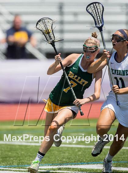 Thumbnail 2 in Woodgrove vs Loudoun Valley (VHSL 5A Final) photogallery.