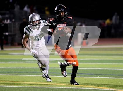 Thumbnail 3 in De La Salle vs. Pittsburg (CIF NCS Open Final) photogallery.