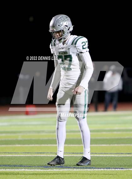 Thumbnail 2 in De La Salle vs. Pittsburg (CIF NCS Open Final) photogallery.