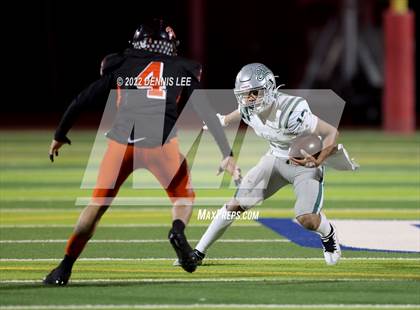 Thumbnail 3 in De La Salle vs. Pittsburg (CIF NCS Open Final) photogallery.