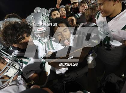 Thumbnail 2 in De La Salle vs. Pittsburg (CIF NCS Open Final) photogallery.