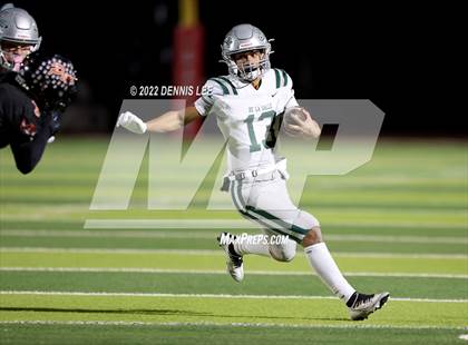 Thumbnail 3 in De La Salle vs. Pittsburg (CIF NCS Open Final) photogallery.