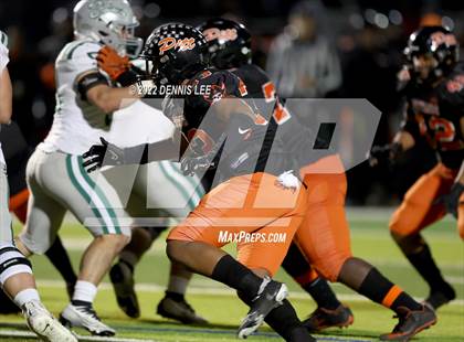 Thumbnail 1 in De La Salle vs. Pittsburg (CIF NCS Open Final) photogallery.