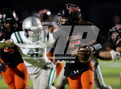 Thumbnail 3 in De La Salle vs. Pittsburg (CIF NCS Open Final) photogallery.