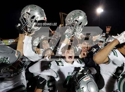 Thumbnail 2 in De La Salle vs. Pittsburg (CIF NCS Open Final) photogallery.