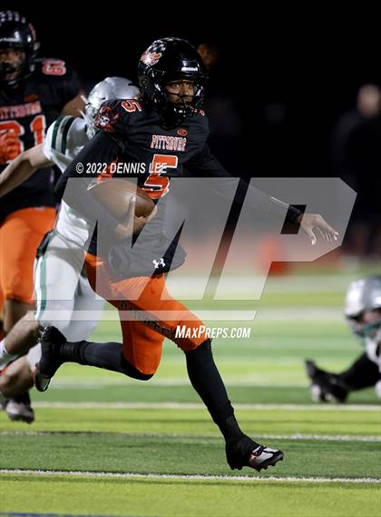 Thumbnail 1 in De La Salle vs. Pittsburg (CIF NCS Open Final) photogallery.