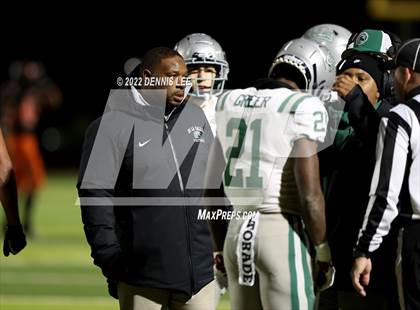 Thumbnail 3 in De La Salle vs. Pittsburg (CIF NCS Open Final) photogallery.