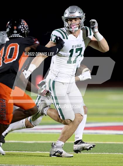Thumbnail 1 in De La Salle vs. Pittsburg (CIF NCS Open Final) photogallery.